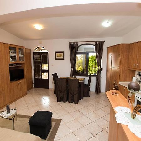 Apartmani Vera Цриквеница Экстерьер фото
